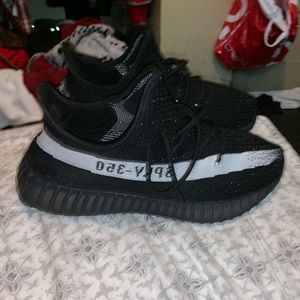 Yeezy 350 Oreo